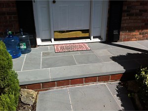 classic red brick bluestone stoop flagging 53dd 52dd glen gery one step porch